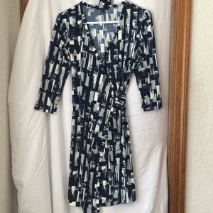 Banana Republic blue white wrap dress Small